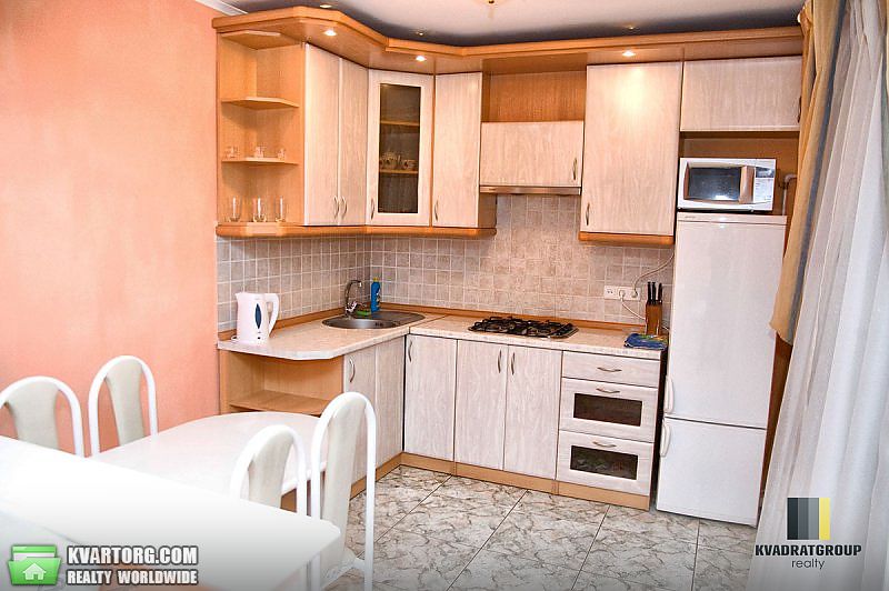 Rent out 3-room apartment. Днепропетровск, Крутогорный Спуск — photo 3