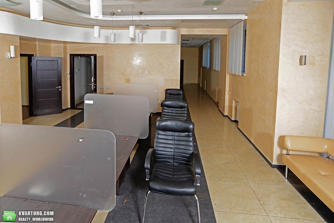 Rent out office. Киев, бульвар труда — photo 1