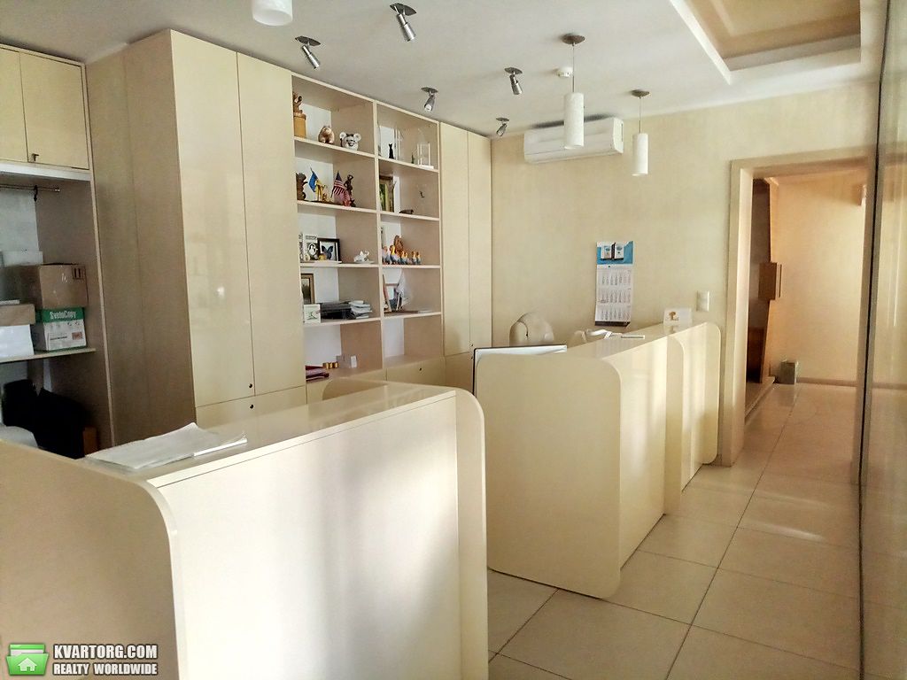 Sell shop. Киев,  Красноткацкая — photo 5