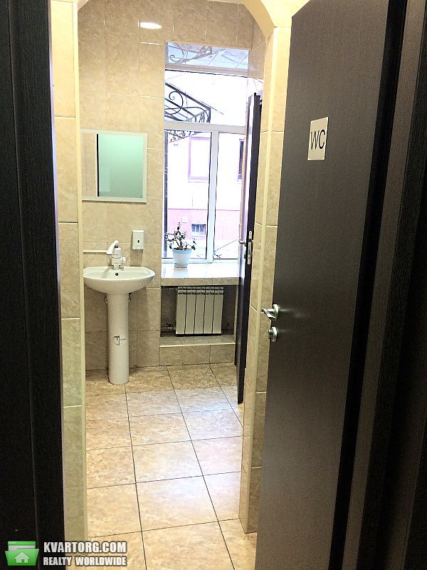 Rent out office. Киев, Сагайдачного — photo 7