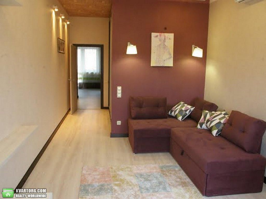 Rent out 3-room apartment. Киев,  Златоустовская — photo 8