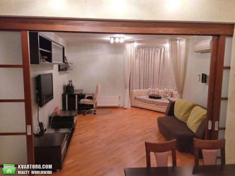 Sell 2-room apartment. Киев,  Депутатская — photo 1