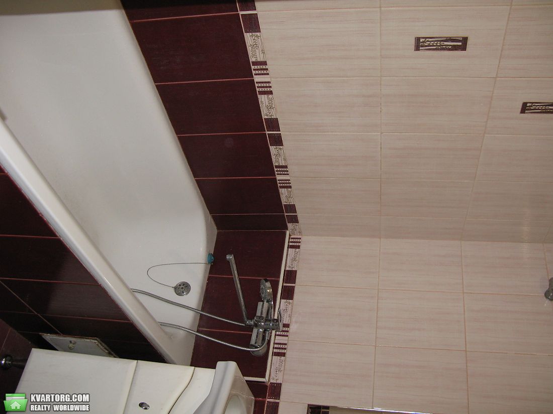 Rent out 2-room apartment. Киев, Саперно-Слободская — photo 8