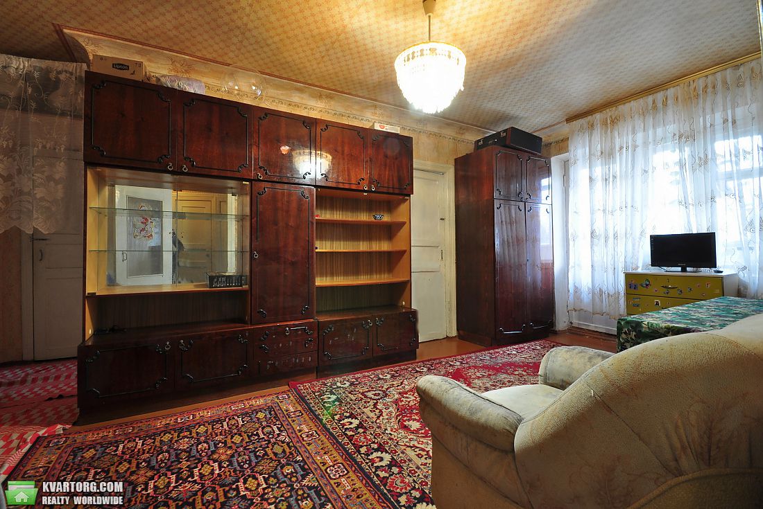 Sell 3-room apartment. Киевская обл., Вокзальная — photo 1