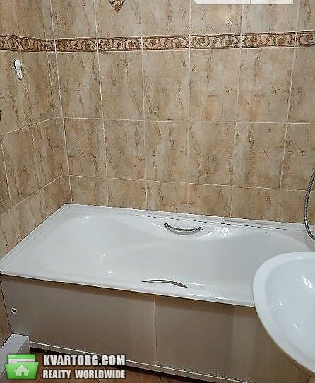 Sell 2-room apartment. Киев,  Приречная — photo 1