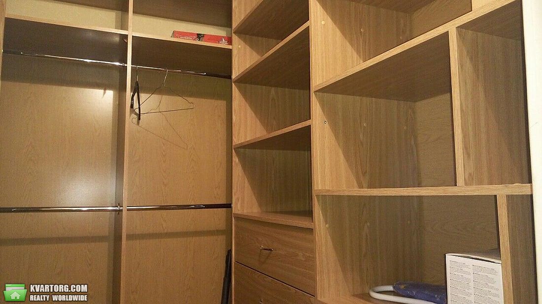 Rent out 4-room apartment. Киев,  Героев Сталинграда пр — photo 1