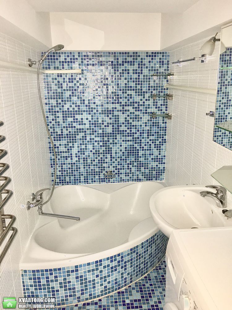 Sell 3-room apartment. Киев,  Богдана Хмельницкого — photo 10