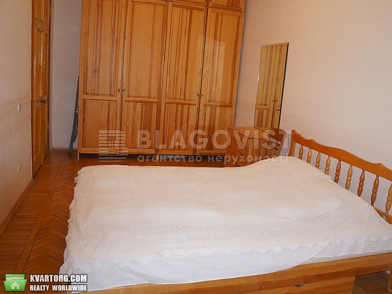 Rent out 2-room apartment. Киев,  Крещатик — photo 2