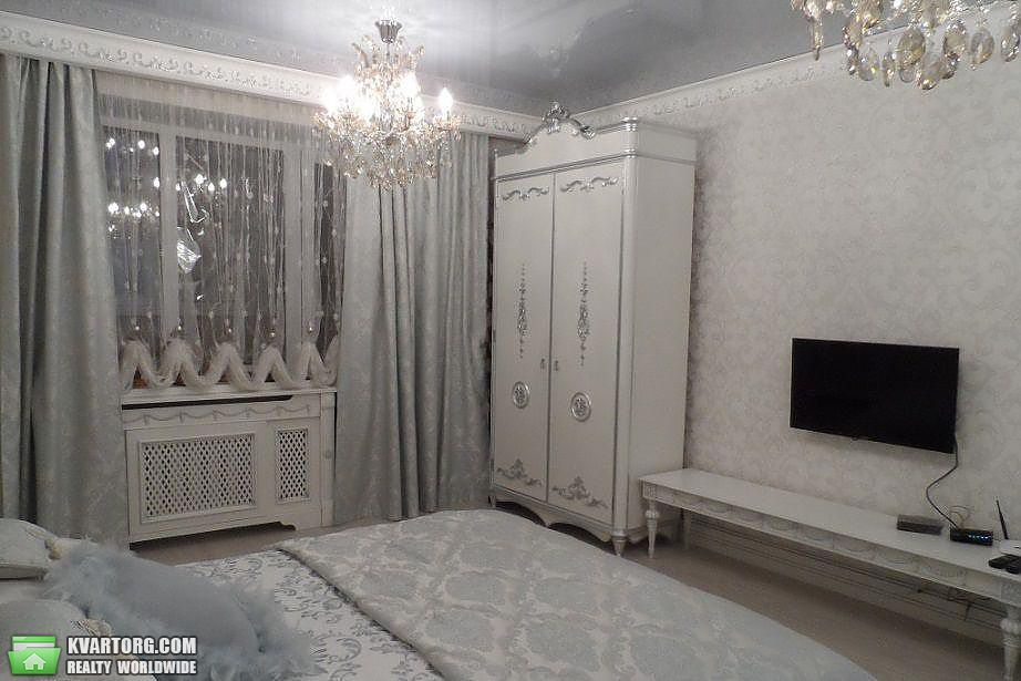 Rent out 3-room apartment. Киев,  Мильчакова — photo 3