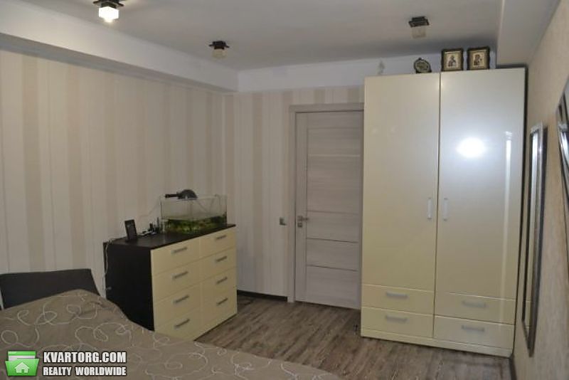 Sell 3-room apartment. Киев,  Шолом-Алейхема — photo 3