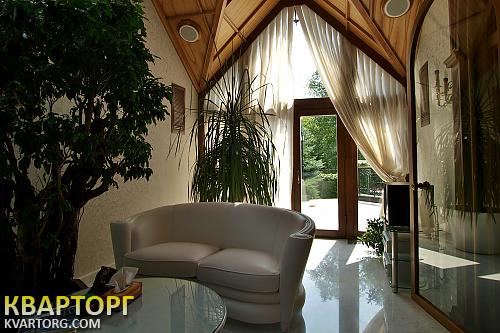 Sell house. Киев,  Панфиловцев — photo 8