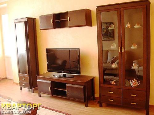 Rent out 2-room apartment. Киев,  Героев Сталинграда пр — photo 3