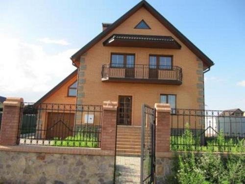Sell house. Киевская обл., Харьковская — photo 1