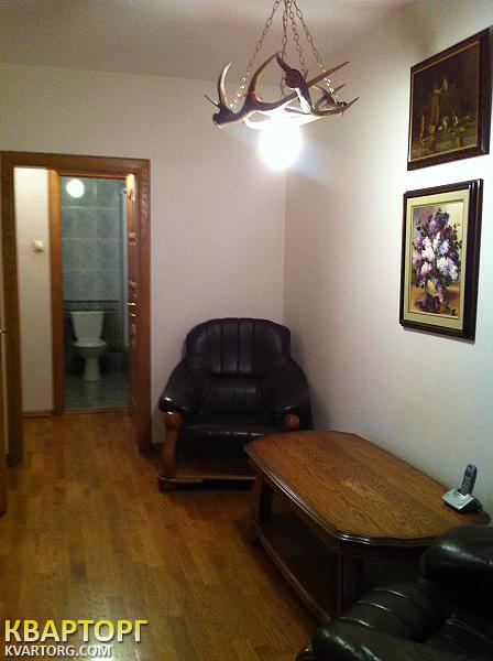 Rent out 2-room apartment. Киев,  Гмыри — photo 3