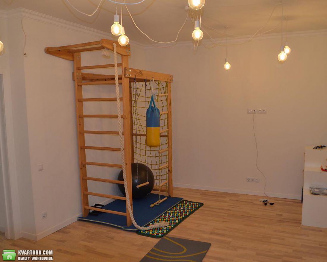 Rent out Townhouse. Киев,  Богатырская — photo 6
