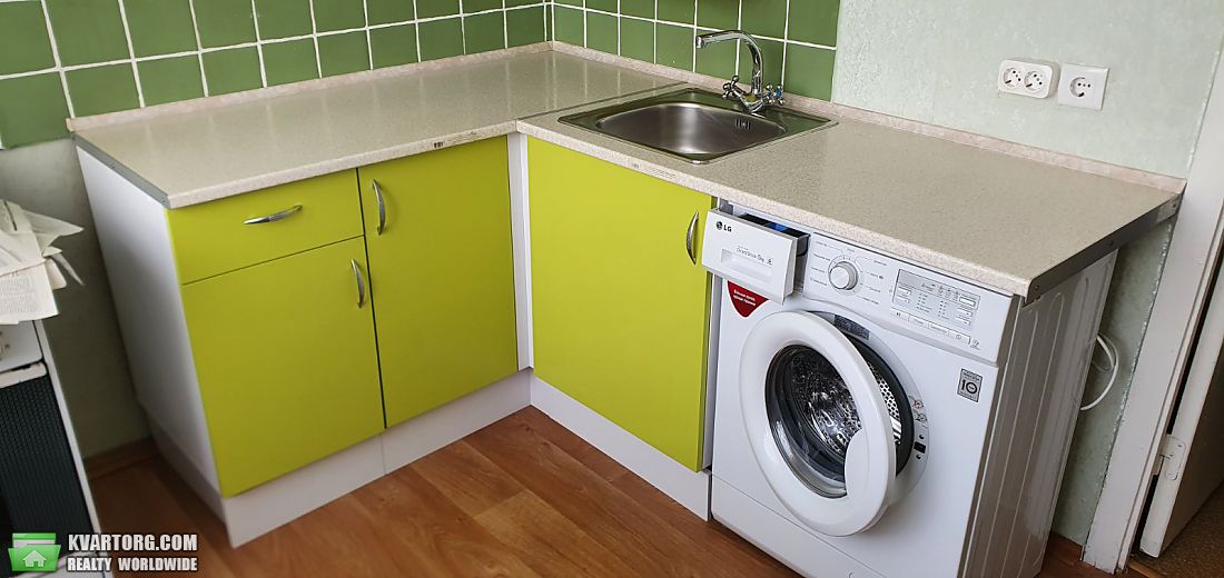 Rent out 1-room apartment. Киев,  Глушкова пр — photo 1