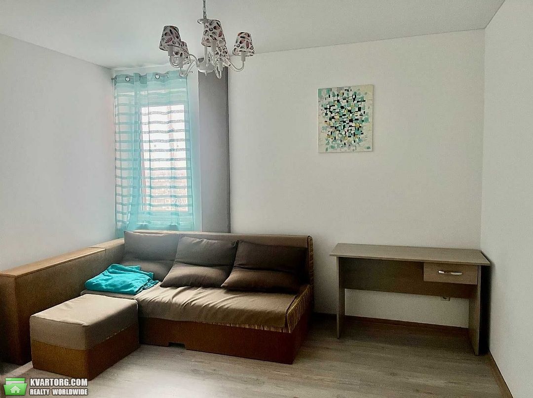 Rent out 2-room apartment. Киев,  Запорожца — photo 4
