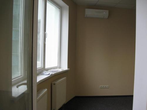 Rent out office. Киев, Механизаторов — photo 9