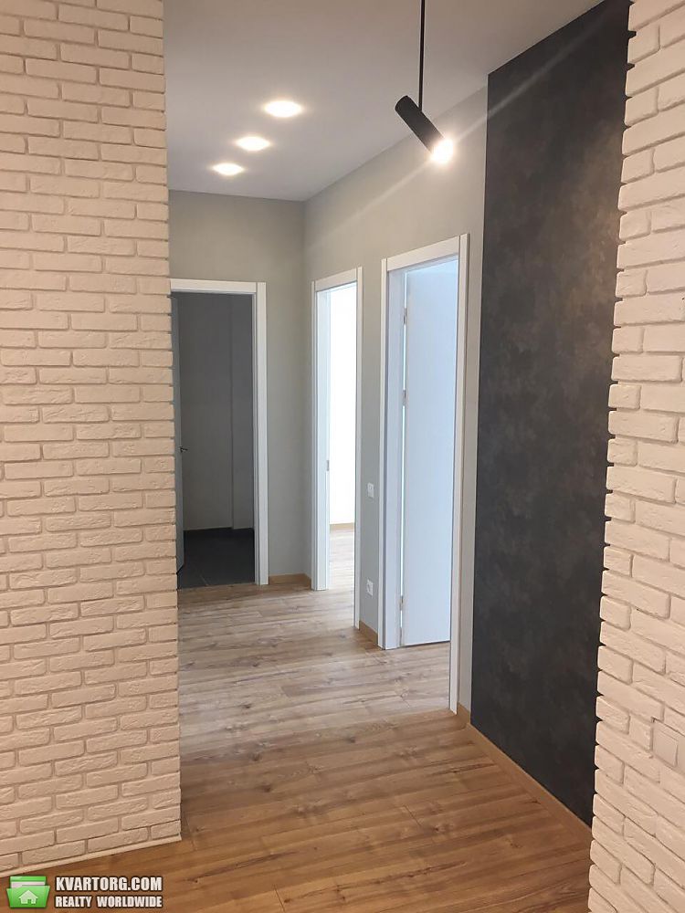 Sell 3-room apartment. Киев,  Антонова — photo 4