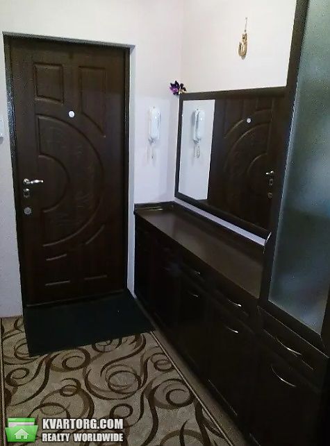 Sell 2-room apartment. Киев,  Маяковского — photo 3