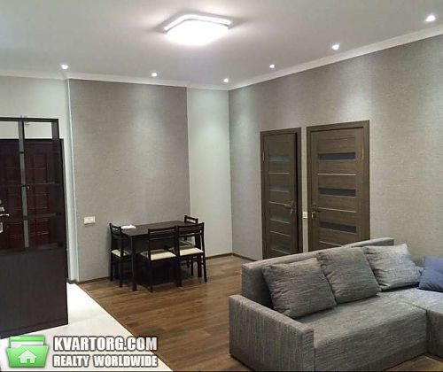 Sell 2-room apartment. Киев, Жилянская — photo 1