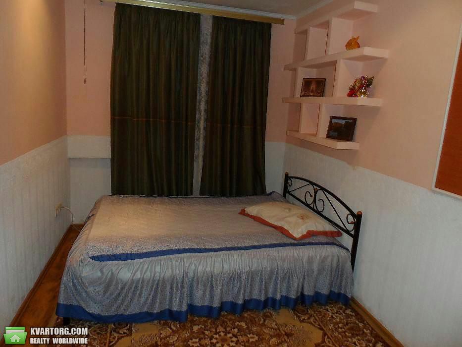 Rent out 2-room apartment. Киев,  Константиновская — photo 1