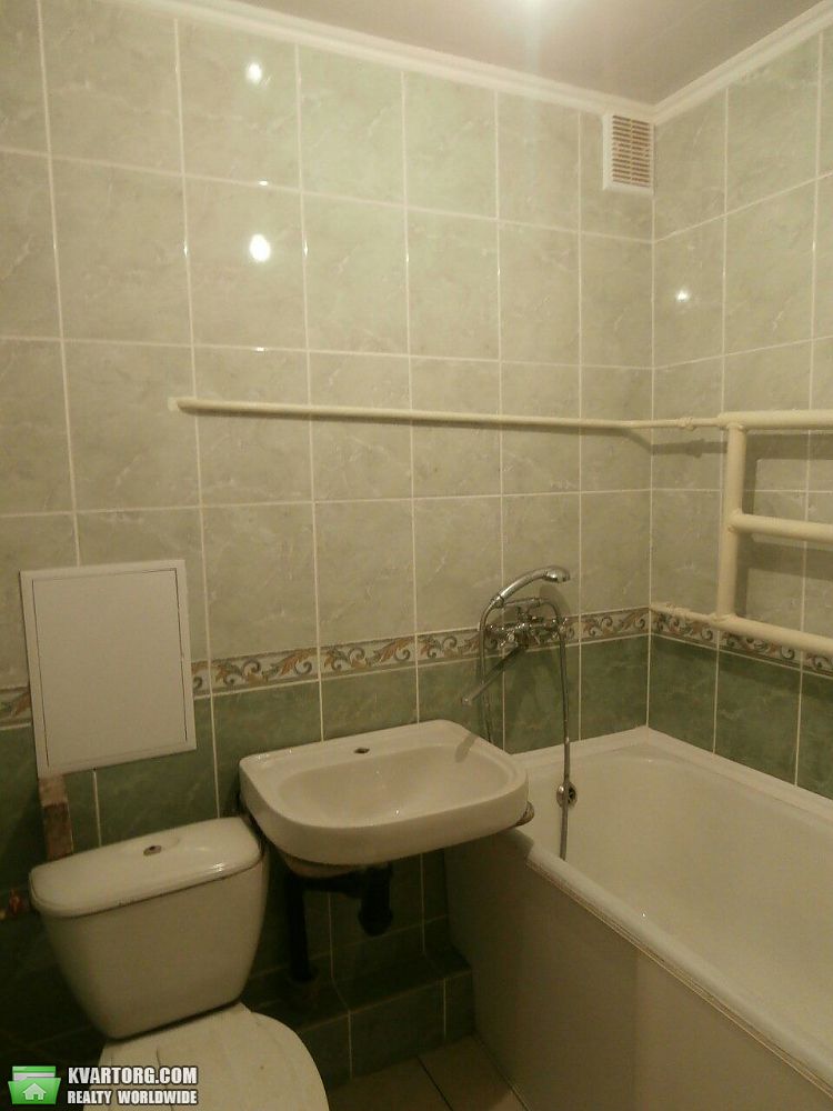 Sell 2-room apartment. Киев,  Краснопартизанская — photo 4
