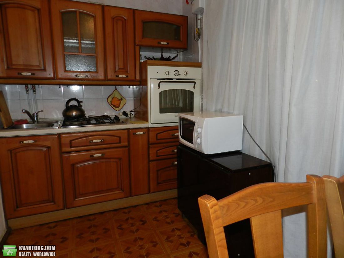 Rent out 2-room apartment. Киев,  Старокиевская — photo 3