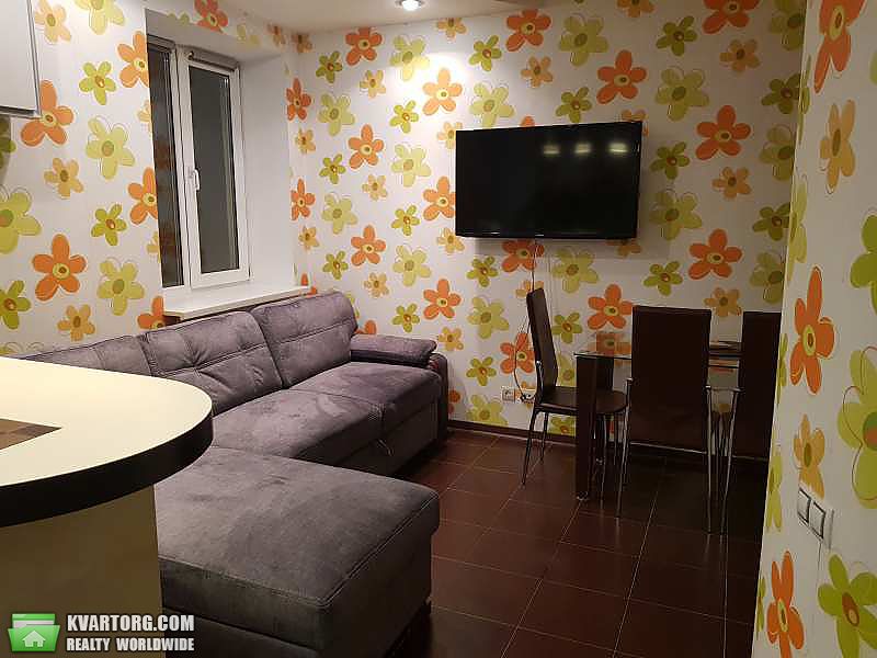 Rent out 2-room apartment. Харьков, Лебединская — photo 1