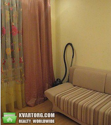 Rent out 3-room apartment. Киев,  Срибнокильская — photo 5