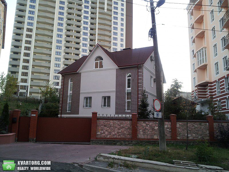 Rent out house. Киев, Жамбила Жамбаева — photo 1