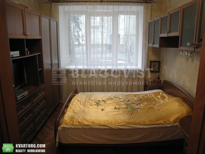 Sell 2-room apartment. Киев,  Шелковичная — photo 1