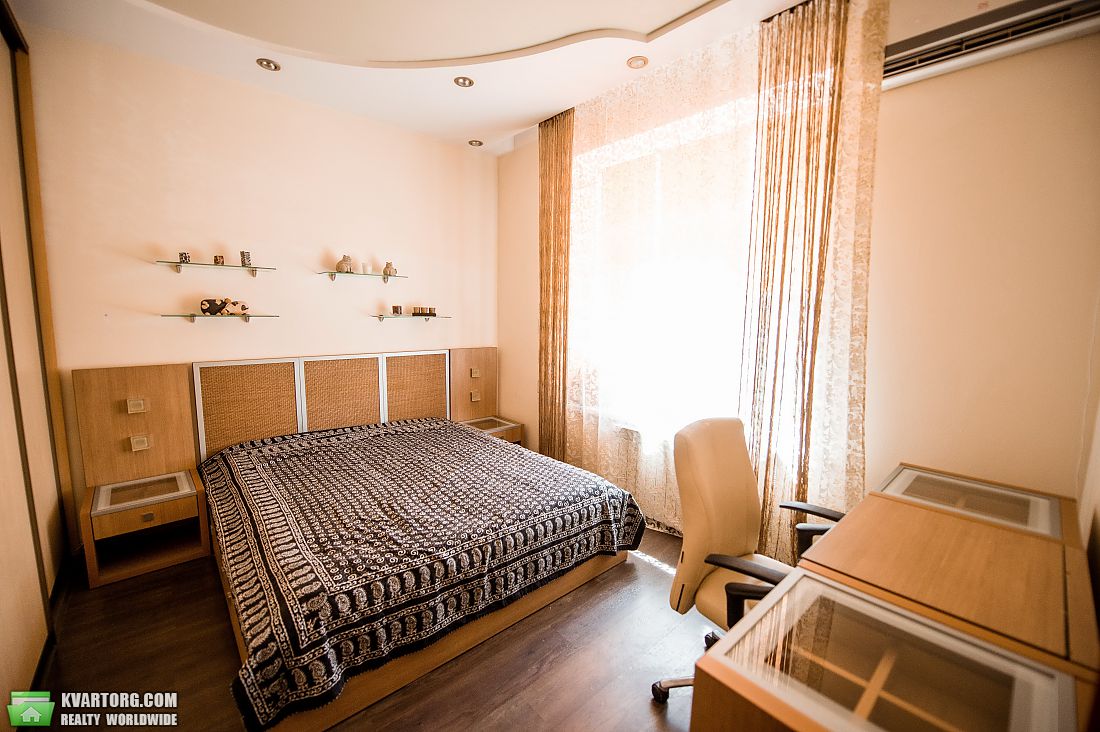 Sell 3-room apartment. Киев,  метро — photo 5