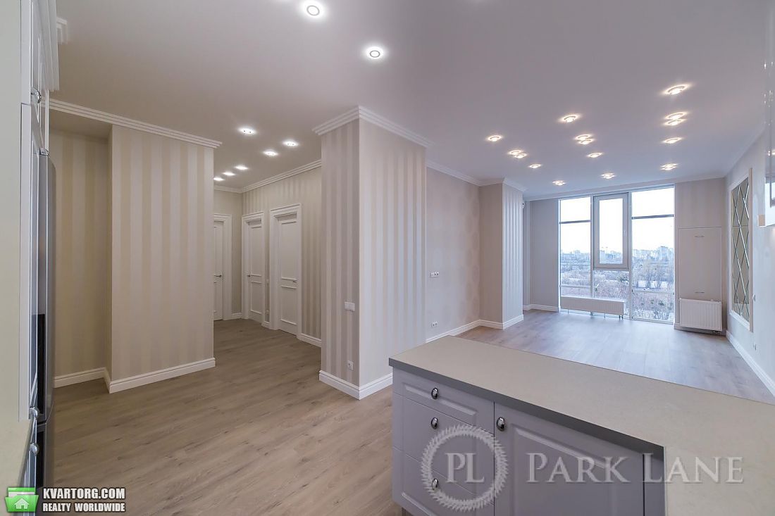 Sell 3-room apartment. Киев,  Антонова — photo 1
