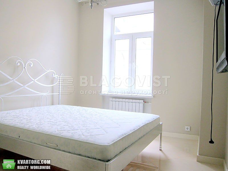 Rent out 2-room apartment. Киев,  Липская — photo 3