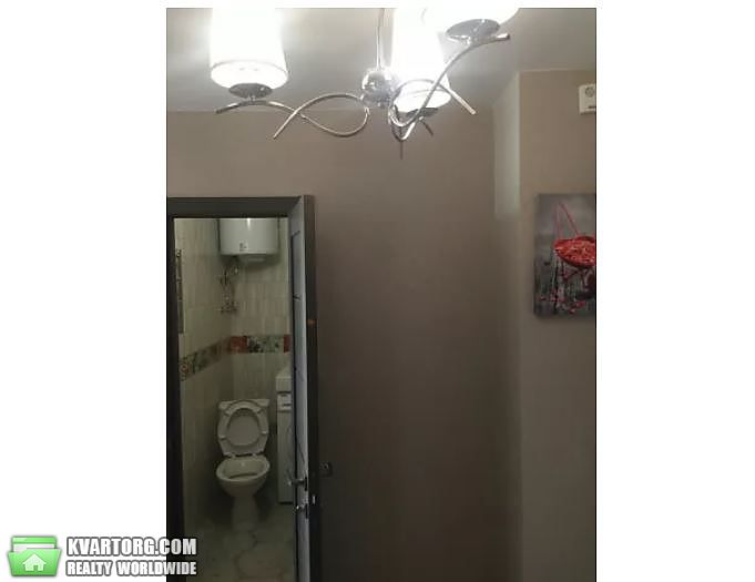 Rent out 1-room apartment. Киев,  Крушельницкой — photo 5