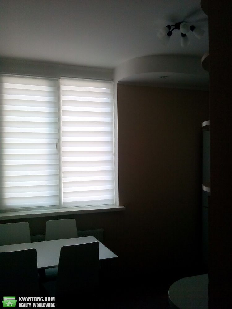 Rent out 1-room apartment. Киев,  Ломоносова — photo 2