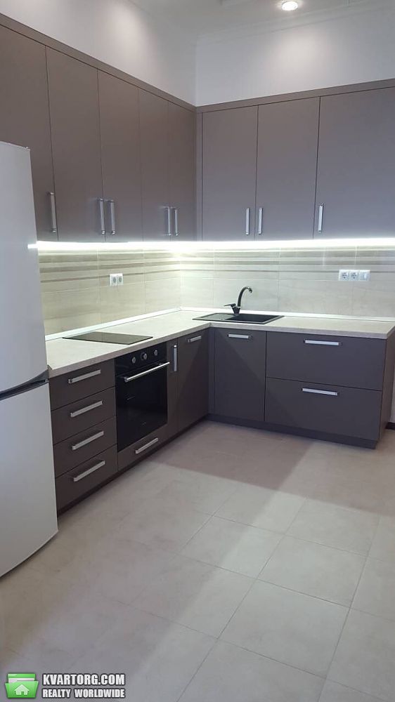 Rent out 1-room apartment. Одесса, Французский бульвар — photo 7