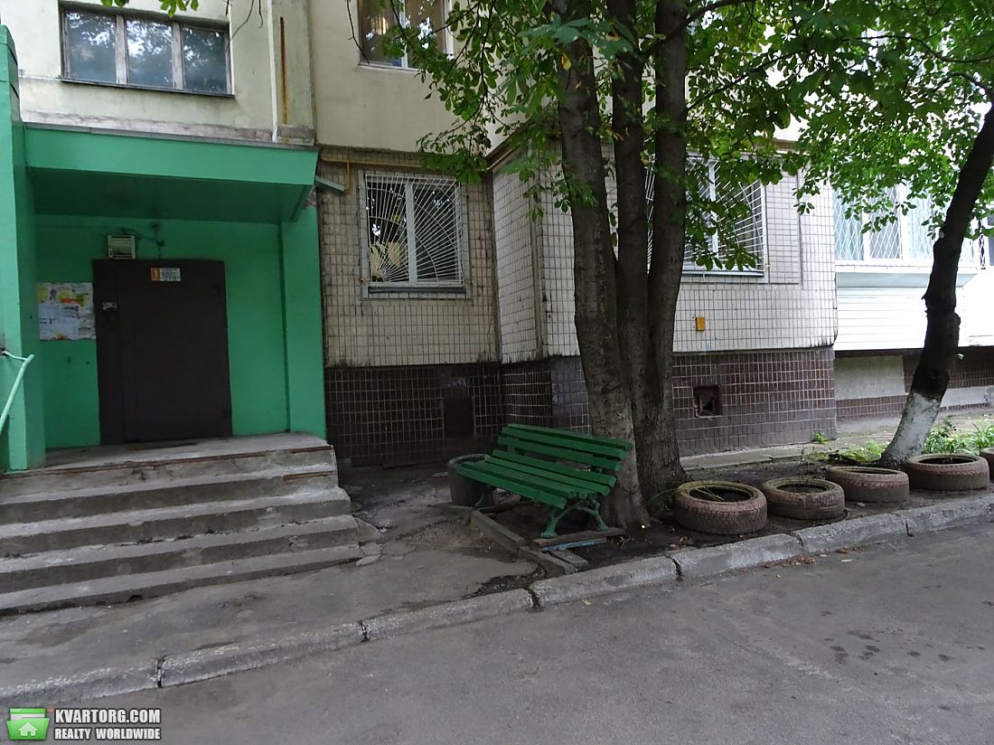 Sell 5-room apartment. Киев, Автозаводская — photo 1