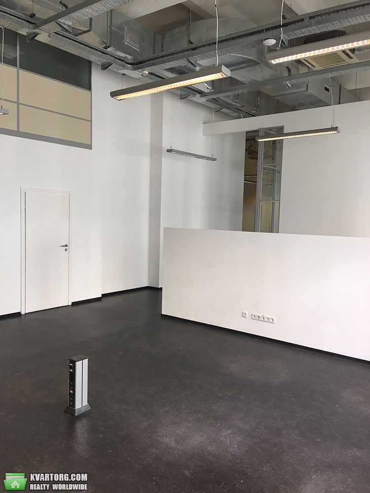 Rent out office. Киев, Сурикова — photo 3