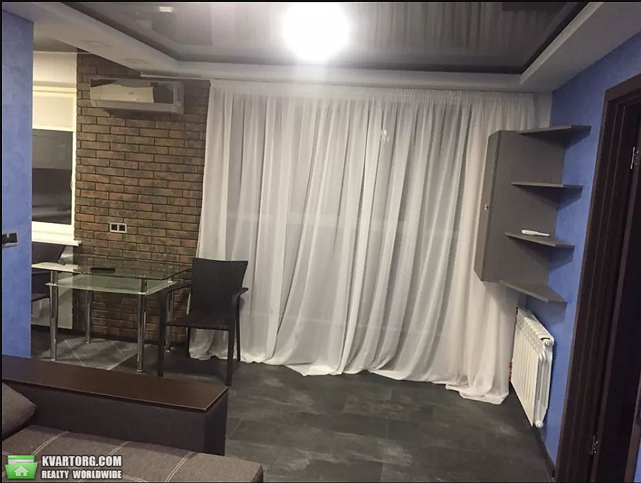 Rent out 2-room apartment. Киев,  Туполева — photo 1