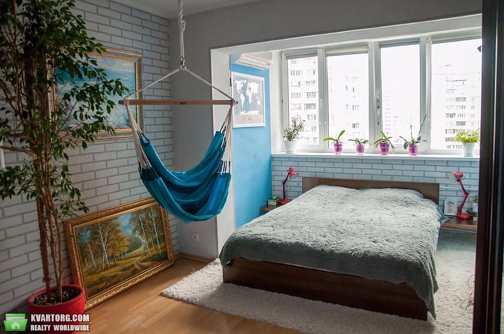 Sell 2-room apartment. Киев,  Ревуцкого — photo 2