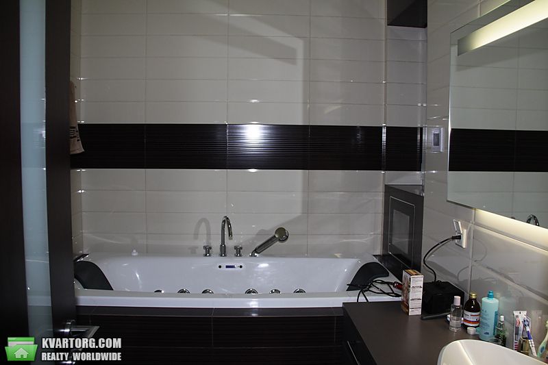 Sell house. Киев,  Метрологическая — photo 9