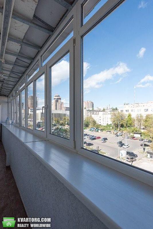 Rent out 4-room apartment. Киев,  Большая Васильковская — photo 9