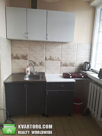 Rent out 1-room apartment. Киев,  Карбышева — photo 1