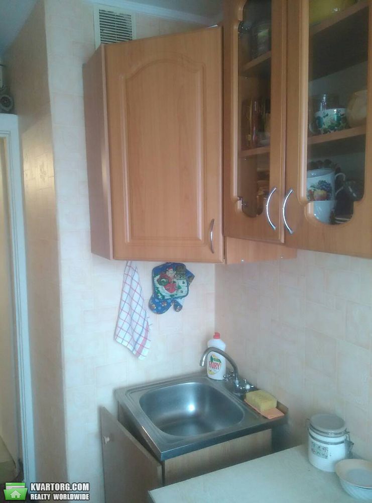 Sell 1-room apartment. Киев,  Полесская — photo 1