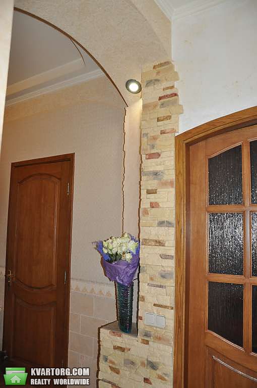 Sell 3-room apartment. Киев,  Петровского — photo 5