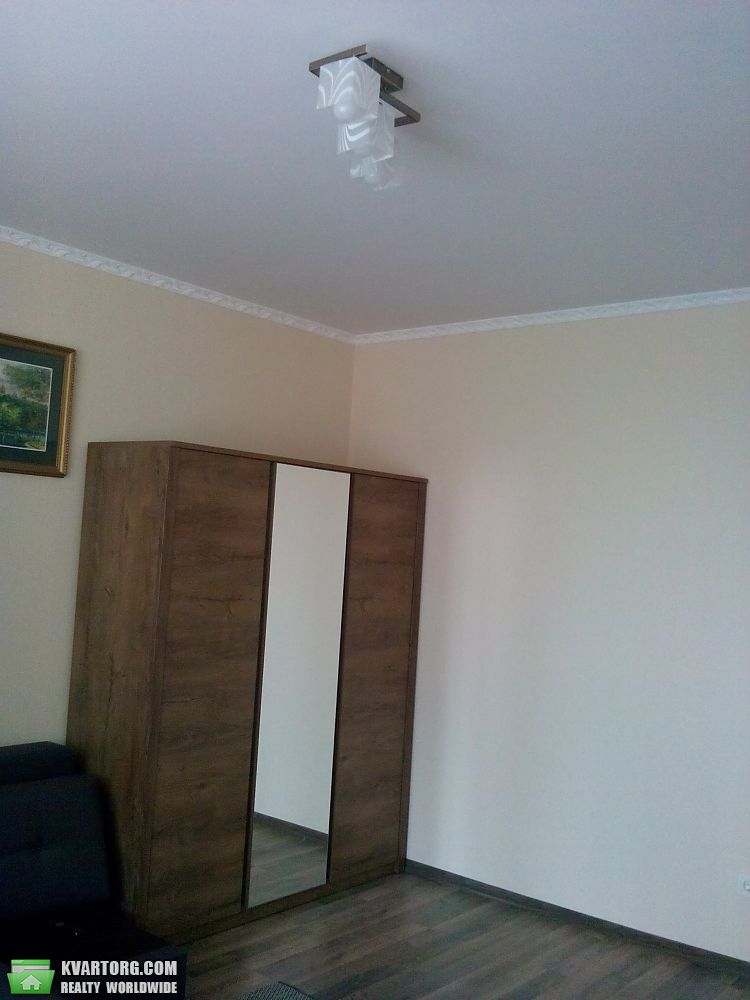Rent out 1-room apartment. Киев,  Ломоносова — photo 3