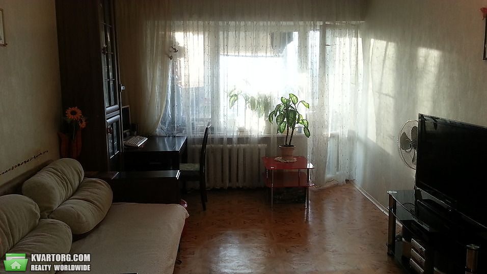 Sell 1-room apartment. Киев,  Семьи Хохловых — photo 2