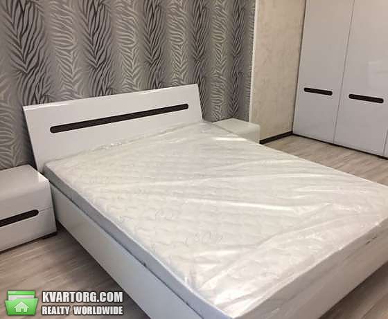 Sell 3-room apartment. Киев,  Богдановская — photo 2